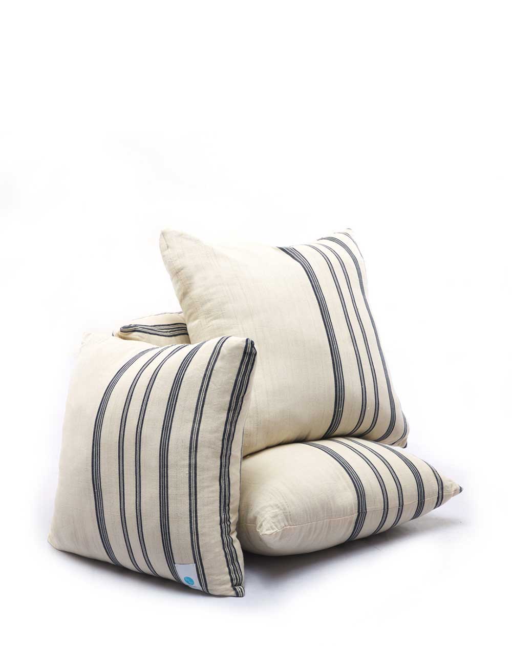 ile_ila-accessories-large-pillow-cream_black_stripped